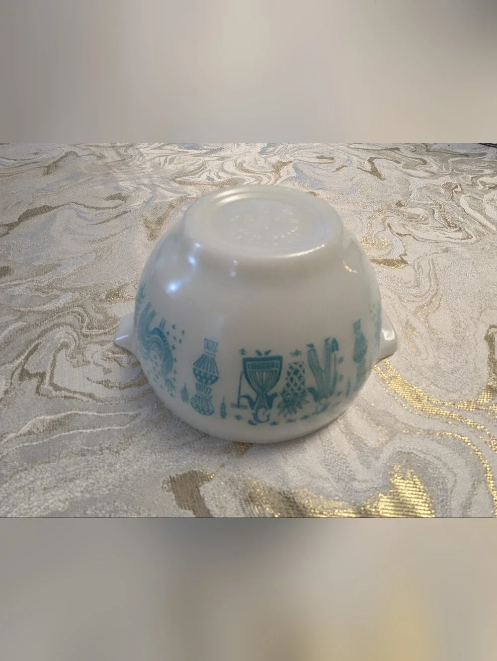 Vintage Pyrex Butterprint Amish Cinderella Mixing Bowl Set — Turquoise & White